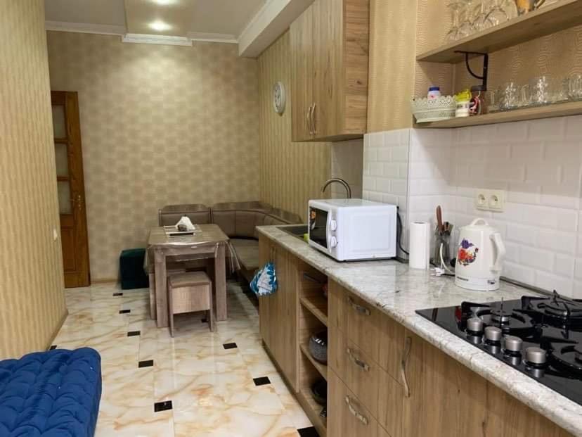 Tea'S Condo In The Heart Of Tbilisi Esterno foto